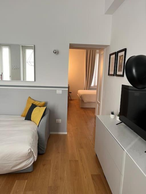 Bilocale Di Charme Apartment Milano Ngoại thất bức ảnh