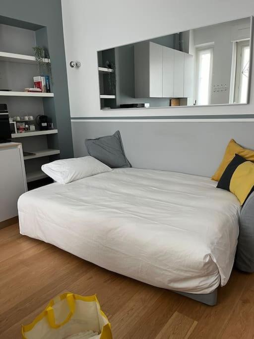 Bilocale Di Charme Apartment Milano Ngoại thất bức ảnh