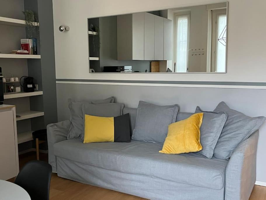Bilocale Di Charme Apartment Milano Ngoại thất bức ảnh
